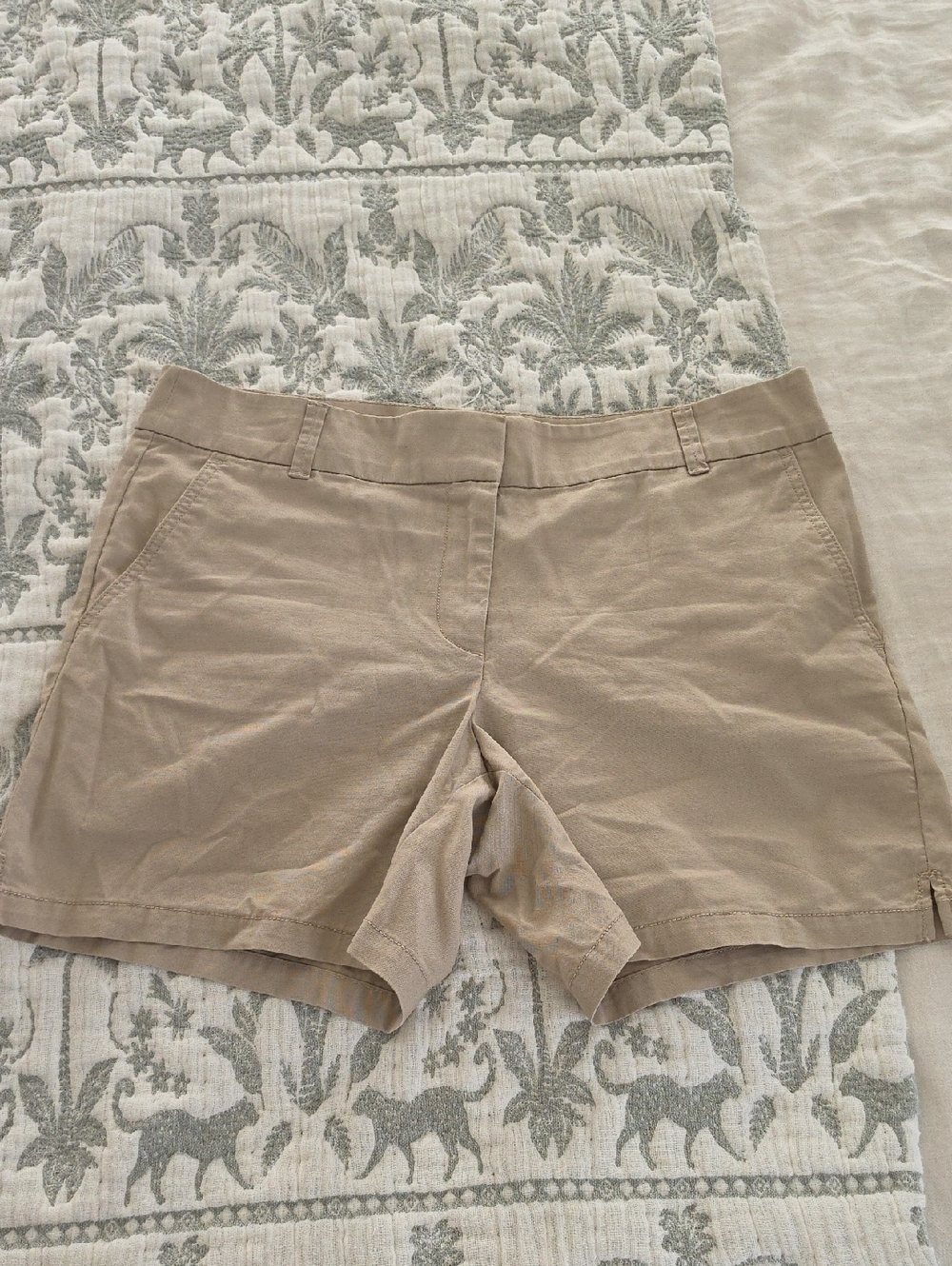 LOFT Tan Cotton Blend 6" Shorts